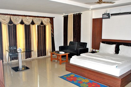 HOTEL KDM PALACE